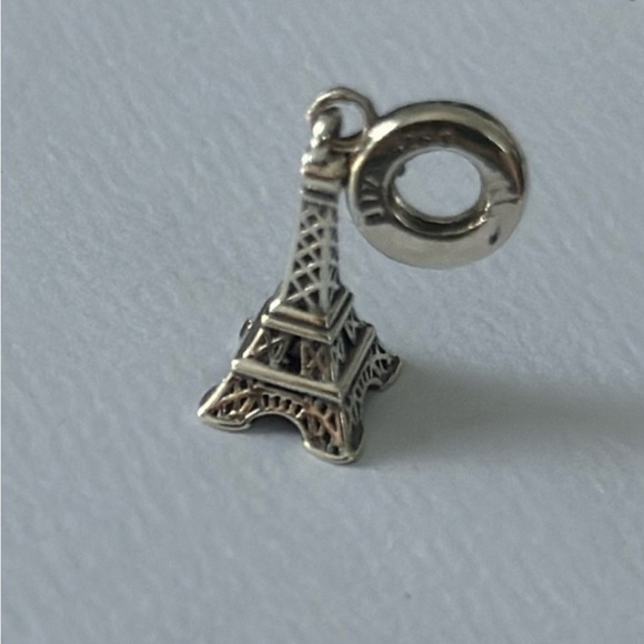 Pandora Jewelry - Eiffel Tower Paris Pandora charm